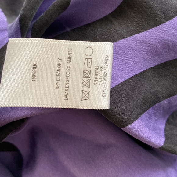 Fun electric dress - Picture 7 of 7